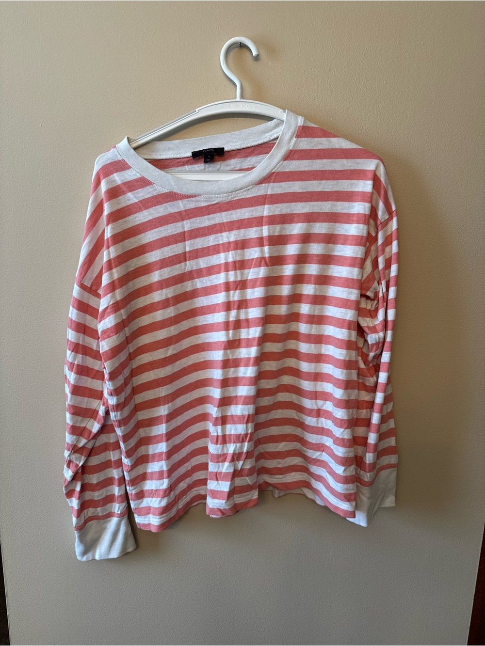 Women’sPink & White Stripe Long-Sleeve Top
